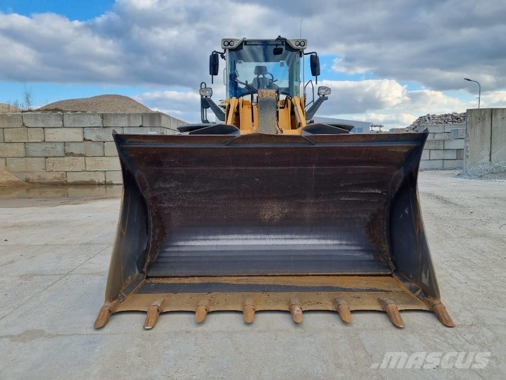 Liebherr 566 xpower ホイールローダー・タイヤショベル