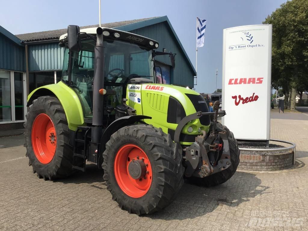 CLAAS Arion 520 CIS トラクター