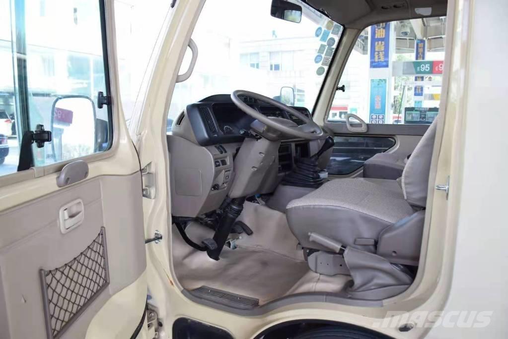 Toyota Coaster 長距離バス
