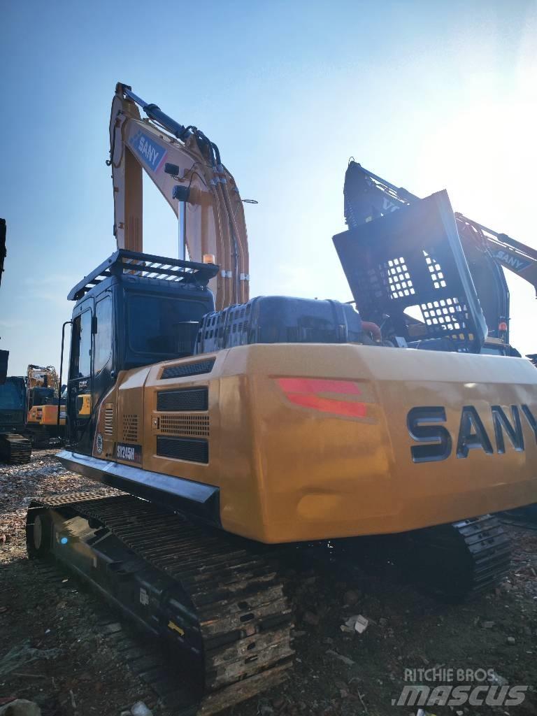 Sany SY 245 H 大型油圧ショベル12t以上（パワーショベル・ユンボ）