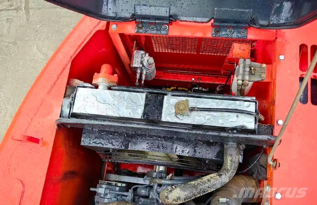 Doosan DX 140 大型油圧ショベル12t以上（パワーショベル・ユンボ）