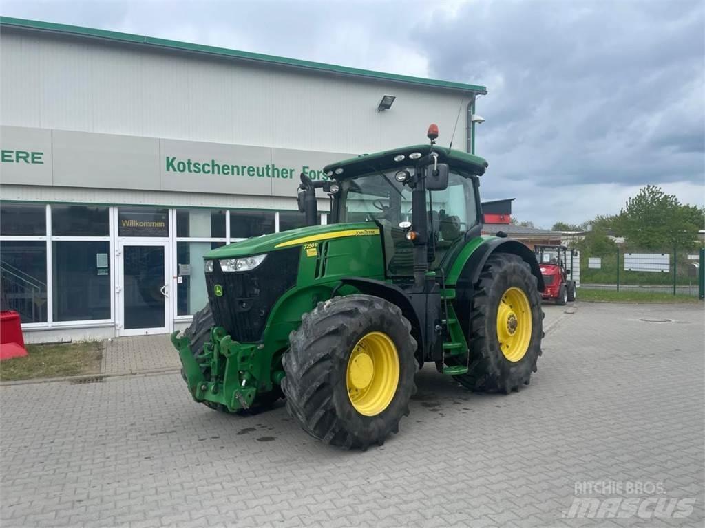 John Deere 7250R トラクター