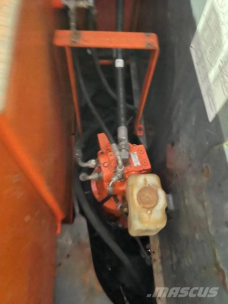 Doosan DH 60-7 ミニ油圧ショベル 7t以下（ミニユンボ・ミニディガー）