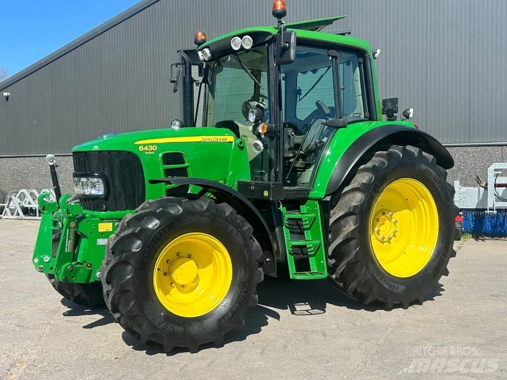 John Deere 6430 トラクター