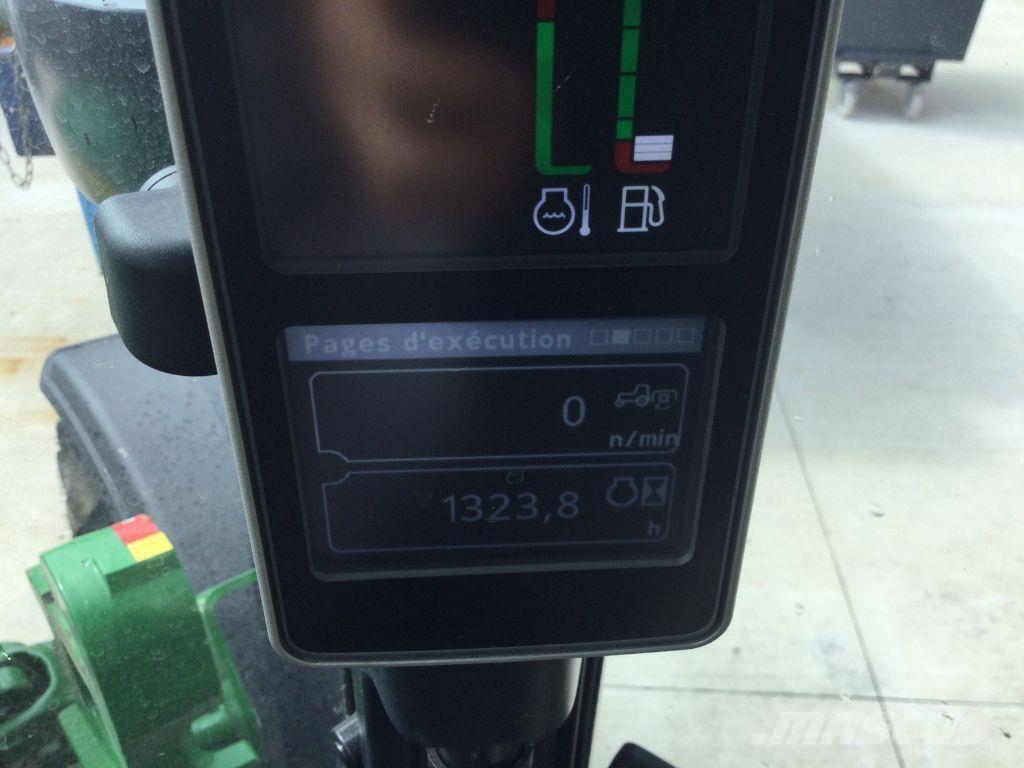 John Deere 5115R トラクター