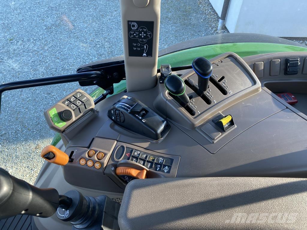 John Deere 5115R トラクター