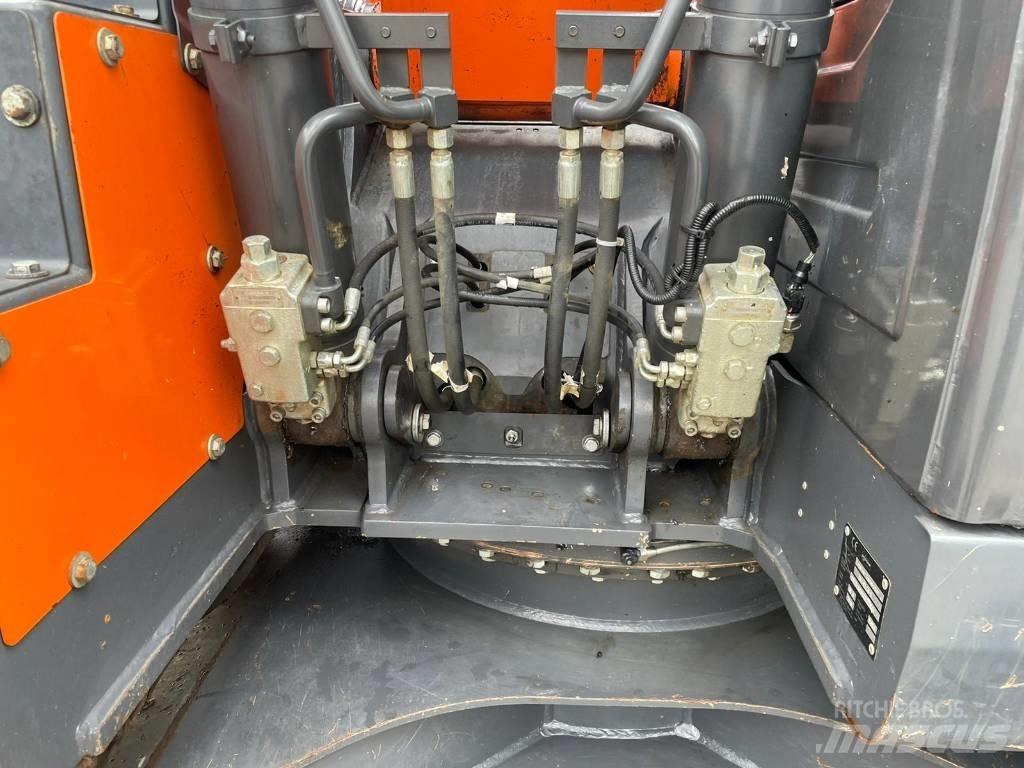 Doosan DX 140 LCR 大型油圧ショベル12t以上（パワーショベル・ユンボ）