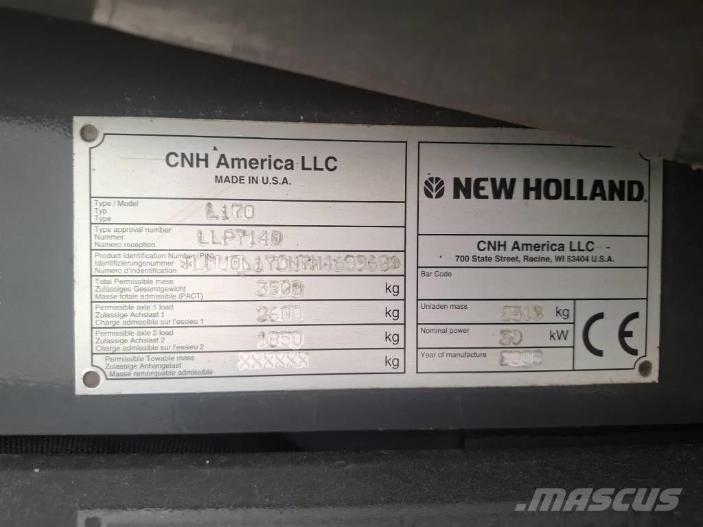 New Holland L 170 スキッドステアローダー
