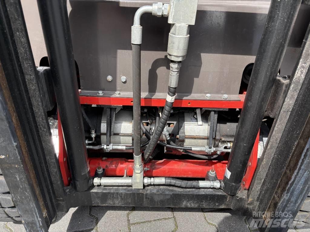Manitou ME 318 バッテリーフォークリフト