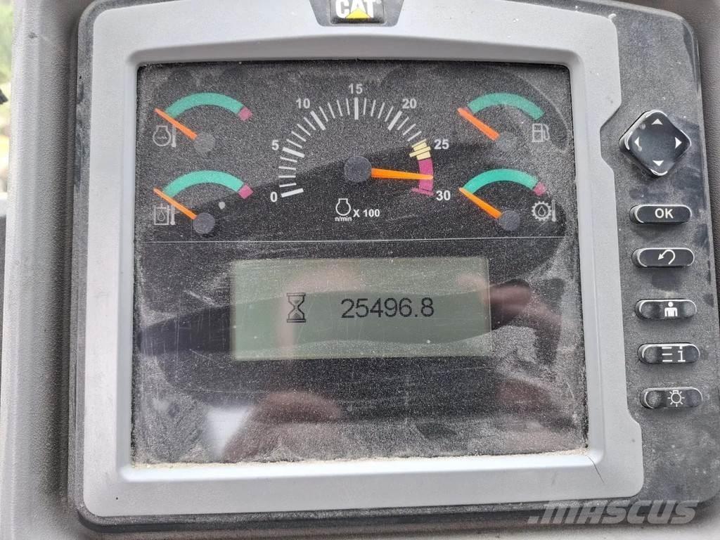 CAT 972k ホイールローダー・タイヤショベル