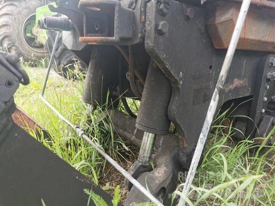 Valtra T 151 WOM ブーム、アーム