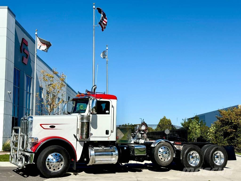 Peterbilt 389 中古トラクターヘッド | トレーラーヘッド