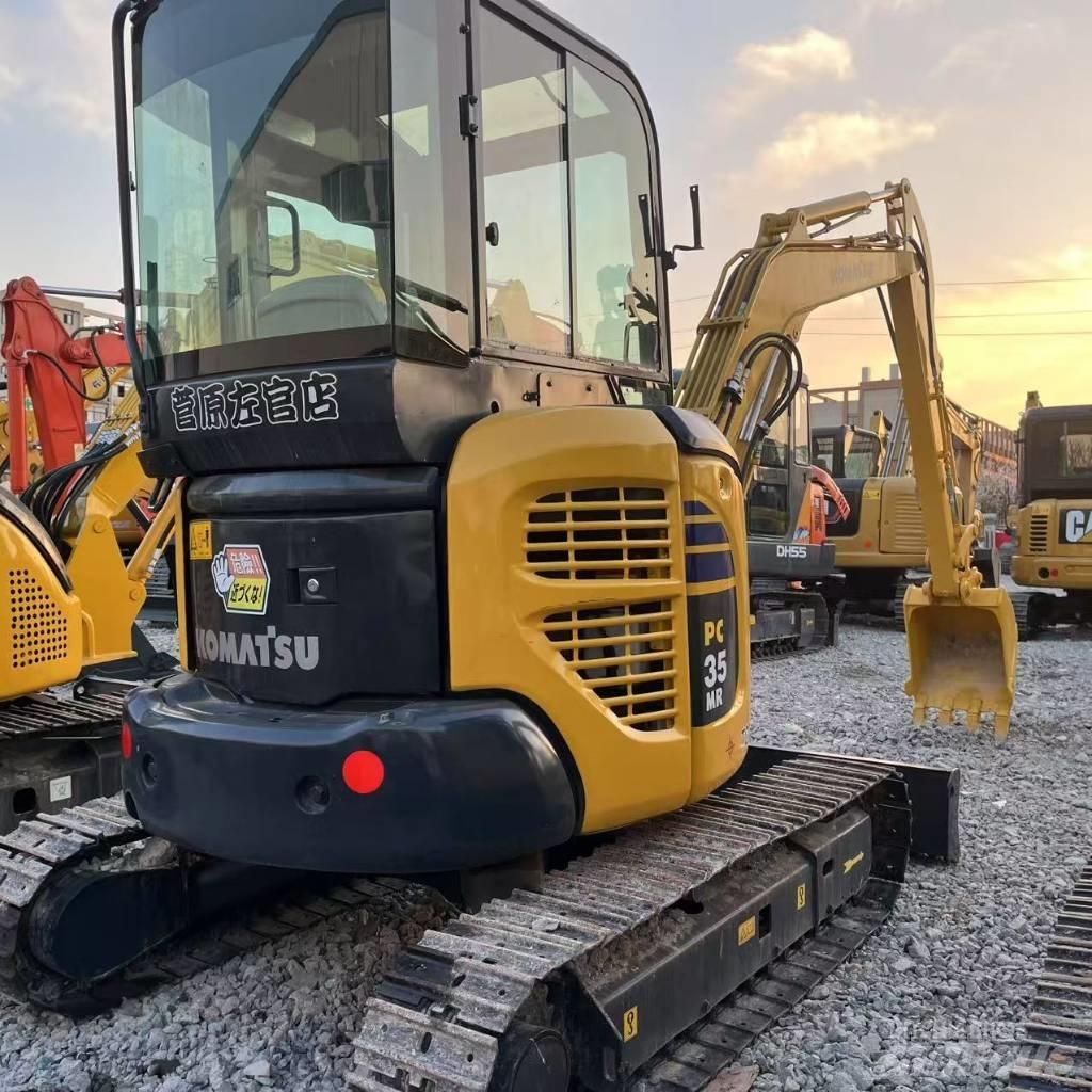 Komatsu PC 35 MR ミニ油圧ショベル 7t以下（ミニユンボ・ミニディガー）