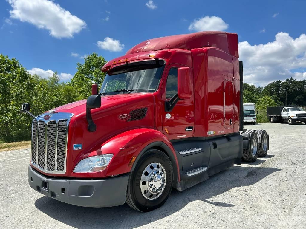 Peterbilt 579 中古トラクターヘッド | トレーラーヘッド
