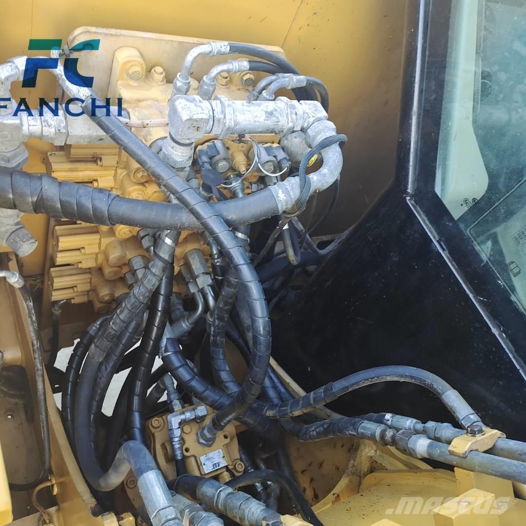 CAT 308 E 2 大型油圧ショベル12t以上（パワーショベル・ユンボ）