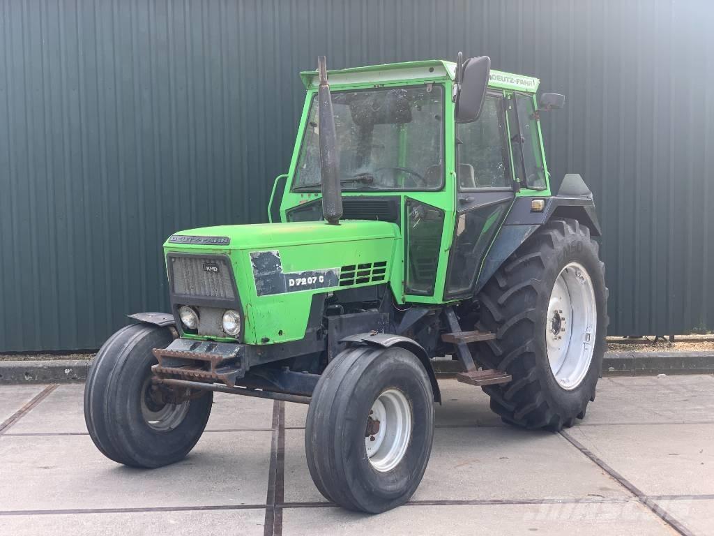 Deutz-Fahr D7207C トラクター