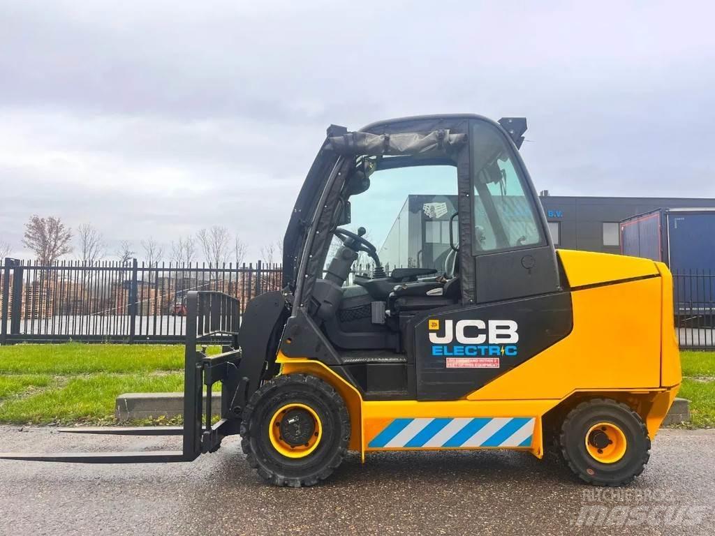JCB TLT30-19E テレスコピックホイールローダー