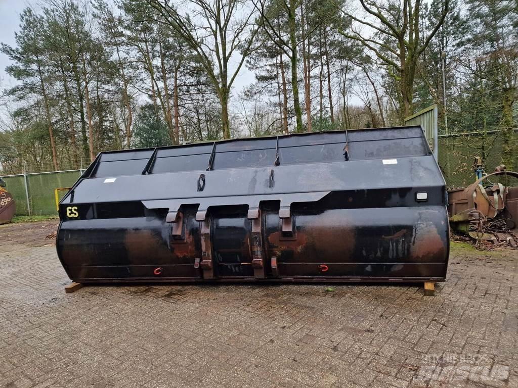 Eurosteel WP-5000 バケット