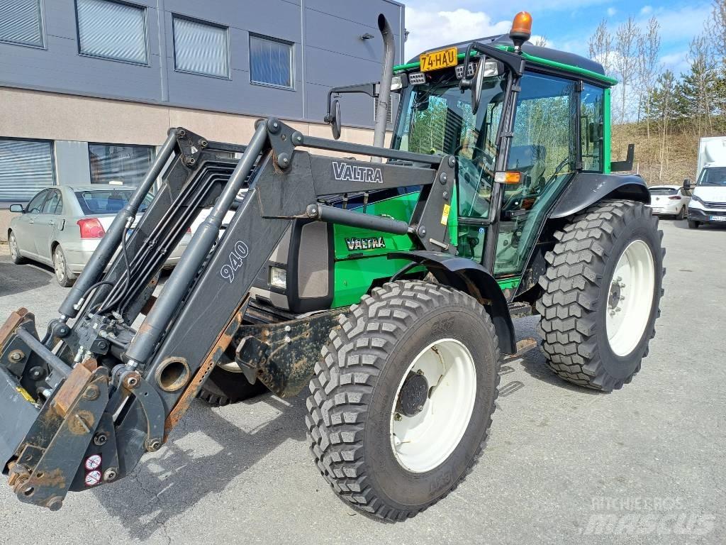 Valtra A 85 トラクター