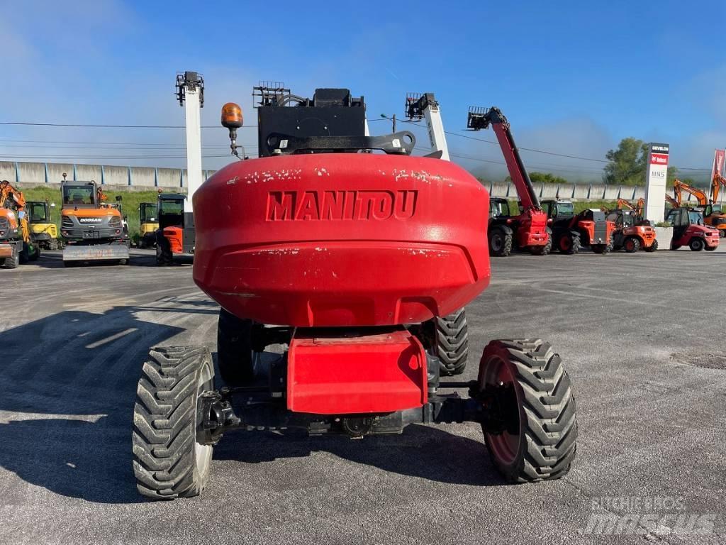Manitou 160 ATJ ブームリフト　屈伸型