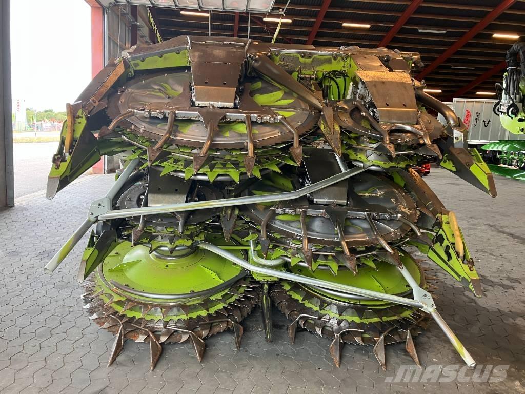 CLAAS Orbis 750 自走式フォレージハーベスター