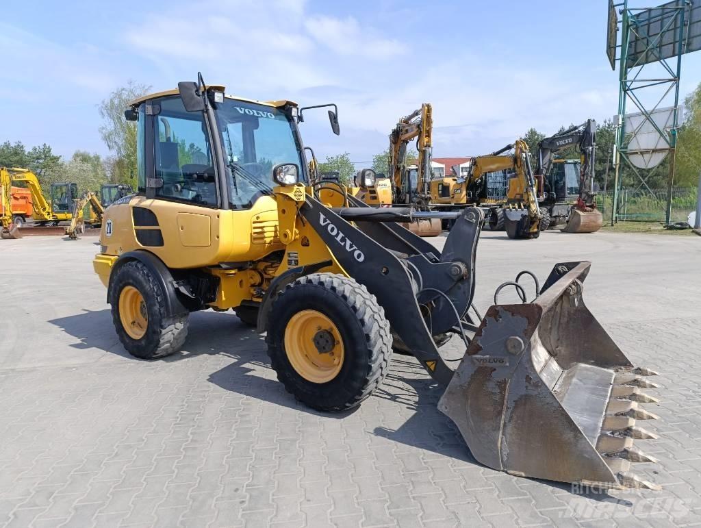 Volvo L 25 F ホイールローダー・タイヤショベル