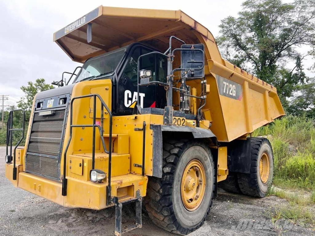 CAT 772G アーティキュレート式ダンプトラック