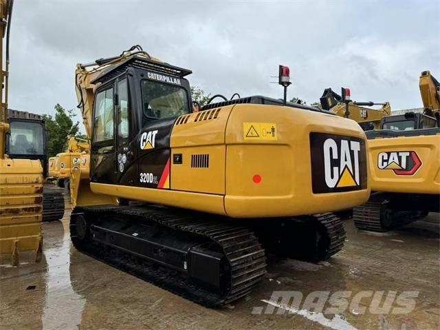 CAT 320 D2L 大型油圧ショベル12t以上（パワーショベル・ユンボ）