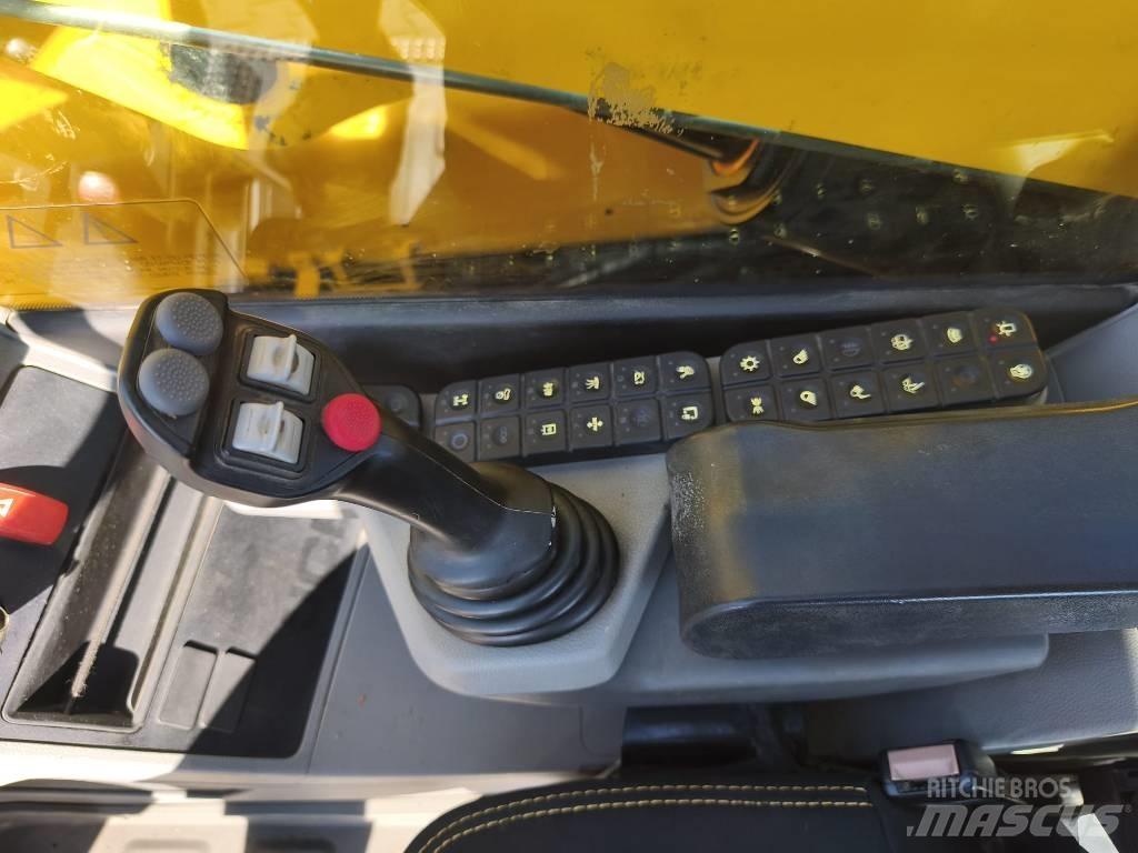 JCB 560-80 テレスコーピックハンドラー