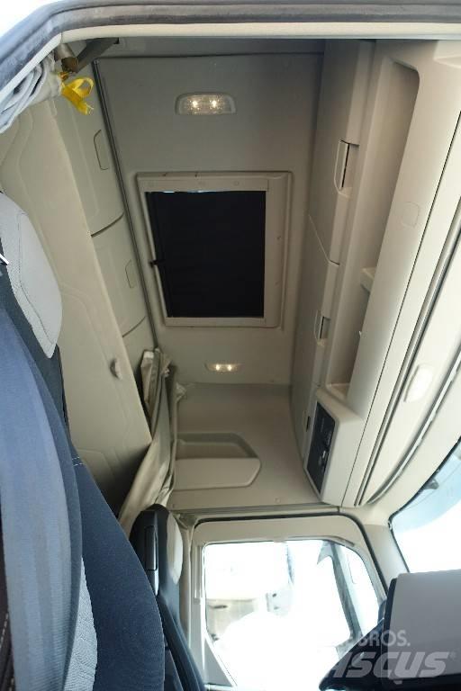 Ford F-MAX 500 中古トラクターヘッド | トレーラーヘッド