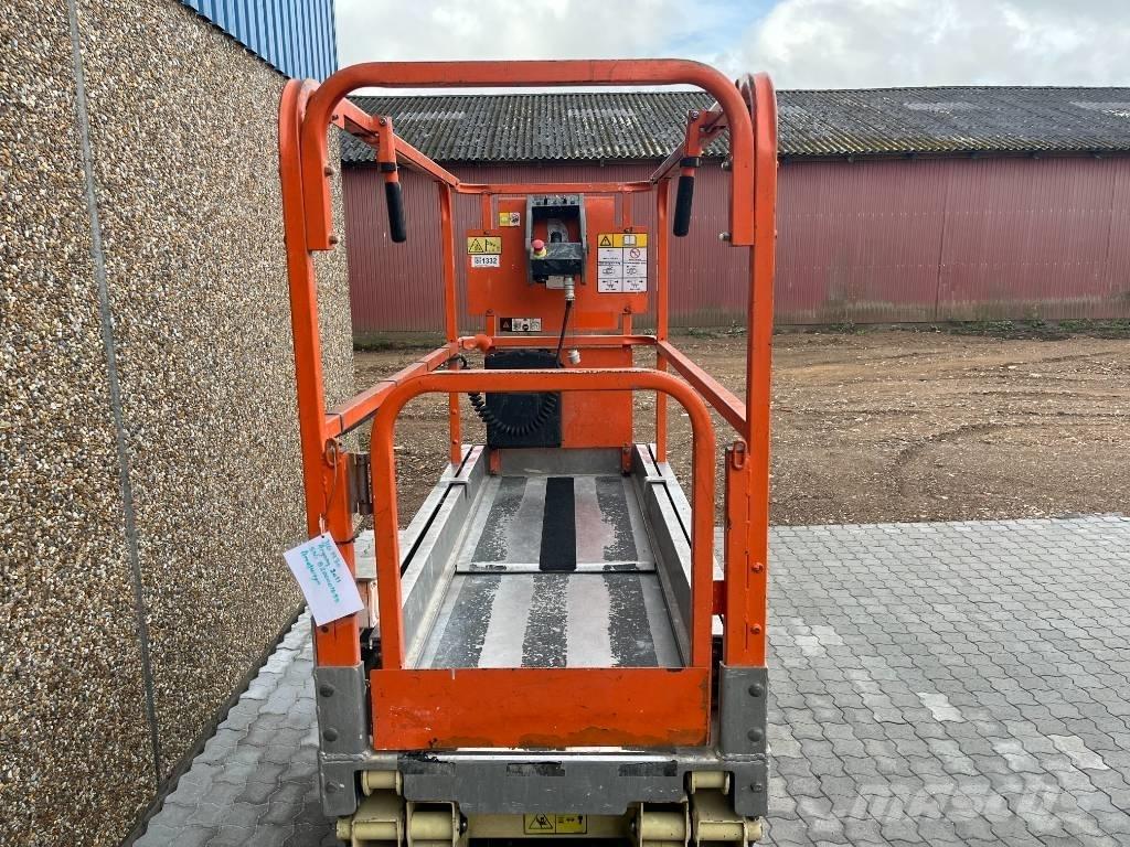 JLG 1930 ES シザースリフト