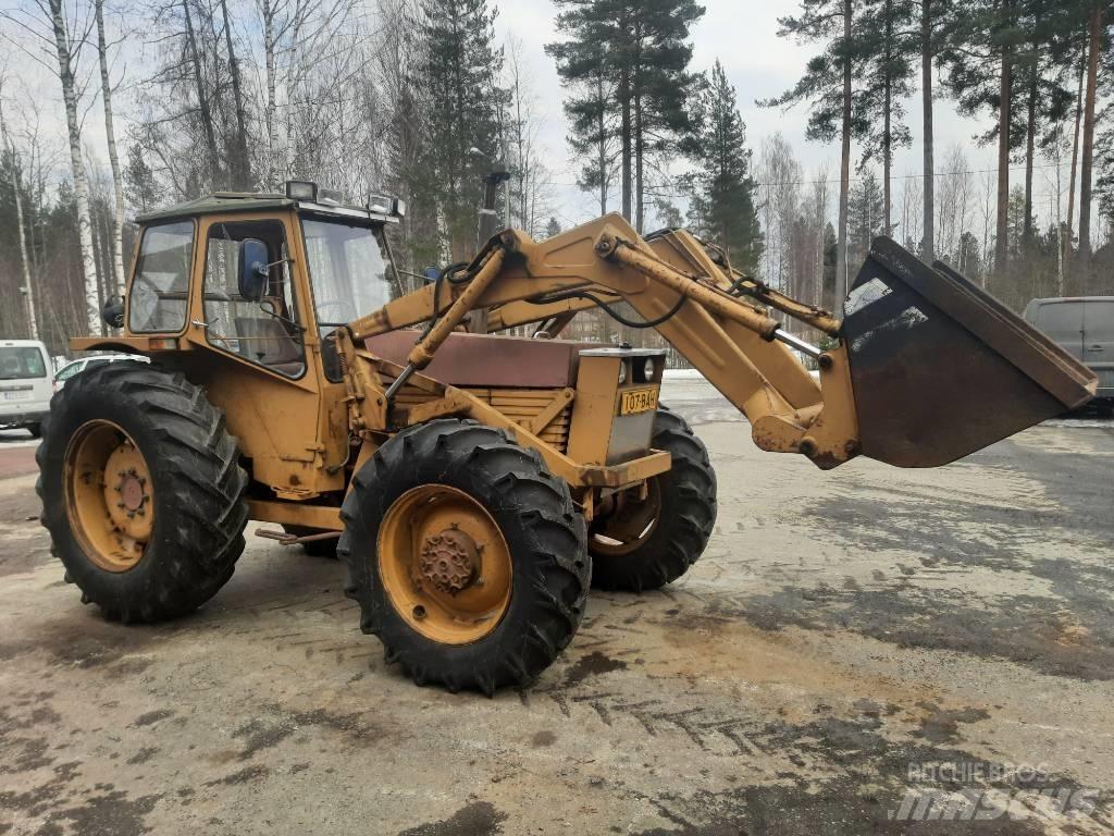Valmet 702S 4 veto トラクター