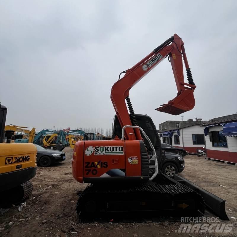 Hitachi ZX 70 中型油圧ショベル 7ｔ-12ｔ（ユンボ・パワーショベル・バックホー）