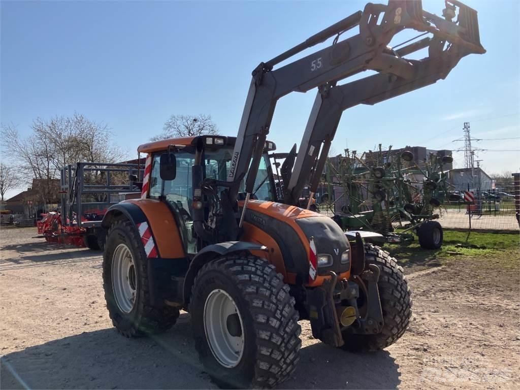 Valtra N122 Direct トラクター