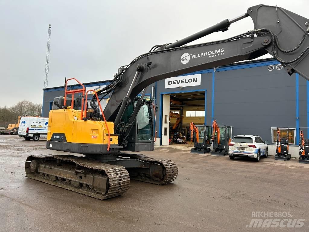 Volvo ECR 235 E 大型油圧ショベル12t以上（パワーショベル・ユンボ）