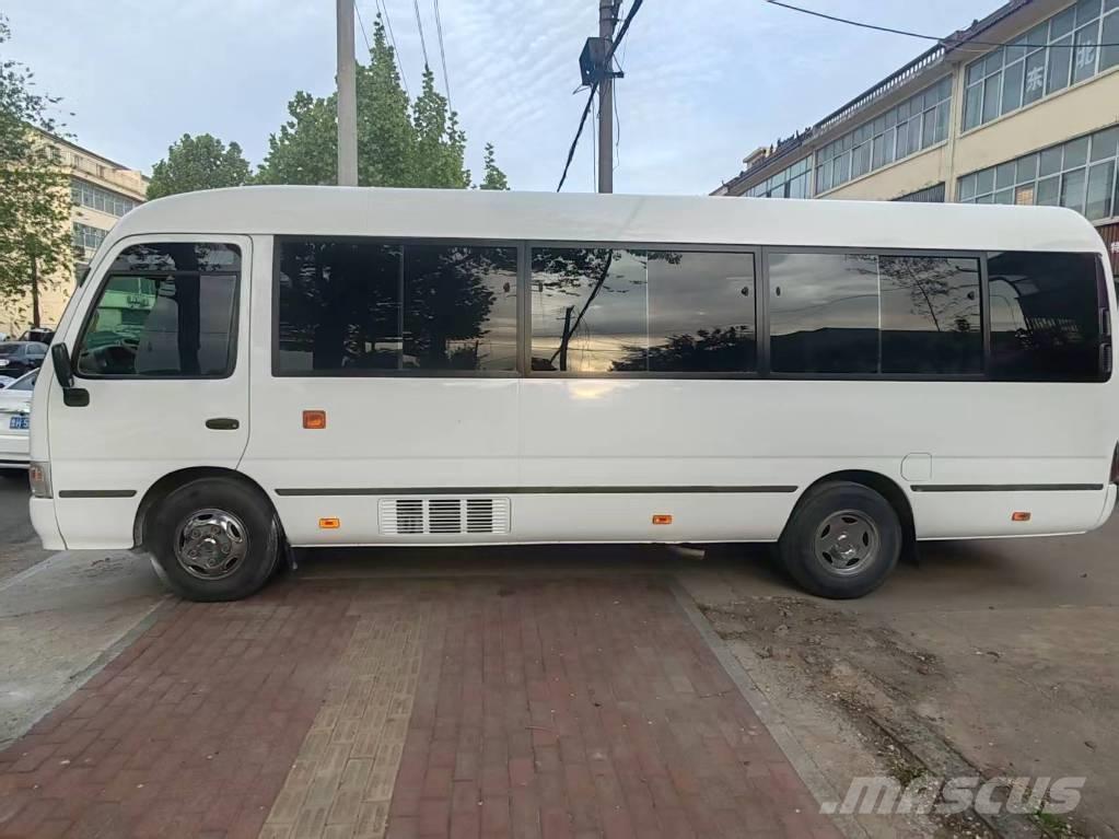Toyota Coaster 長距離バス