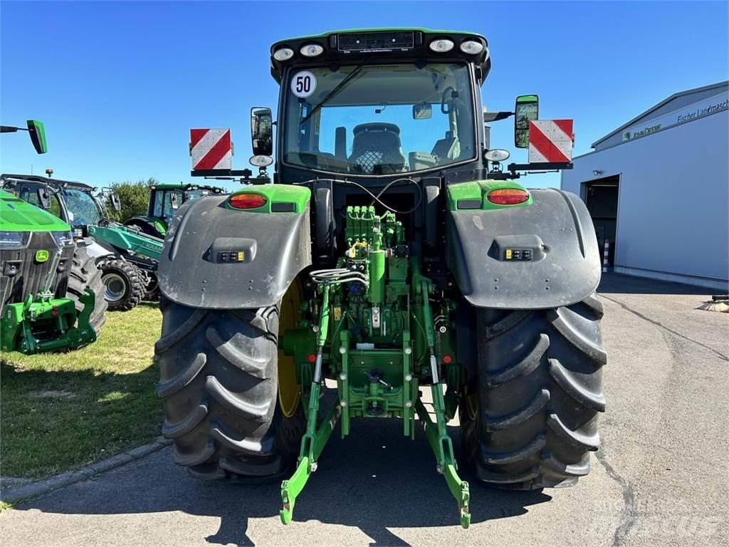 John Deere 6R 250 トラクター