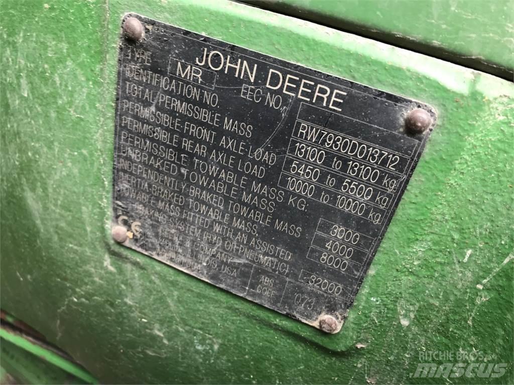 John Deere 7930 トラクター