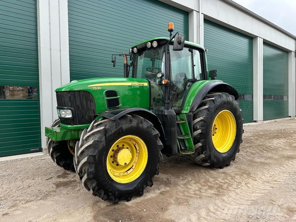John Deere 7530 トラクター