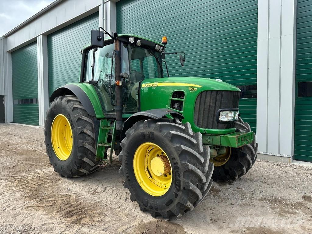 John Deere 7530 トラクター