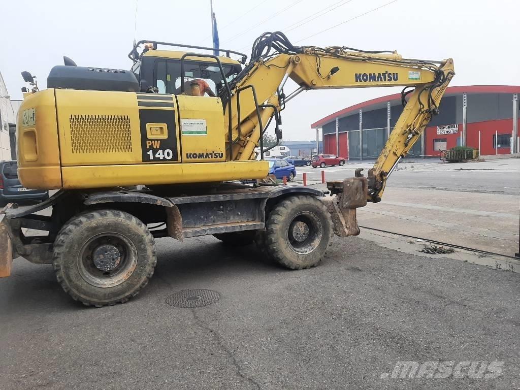 Komatsu PW 140-7 ホイール式油圧ショベル（パワーショベル・ユンボ・バックホー）