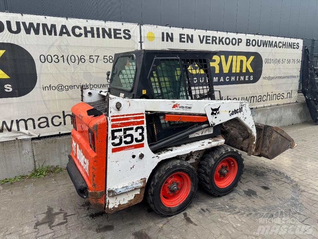 Bobcat 553 スキッドステアローダー