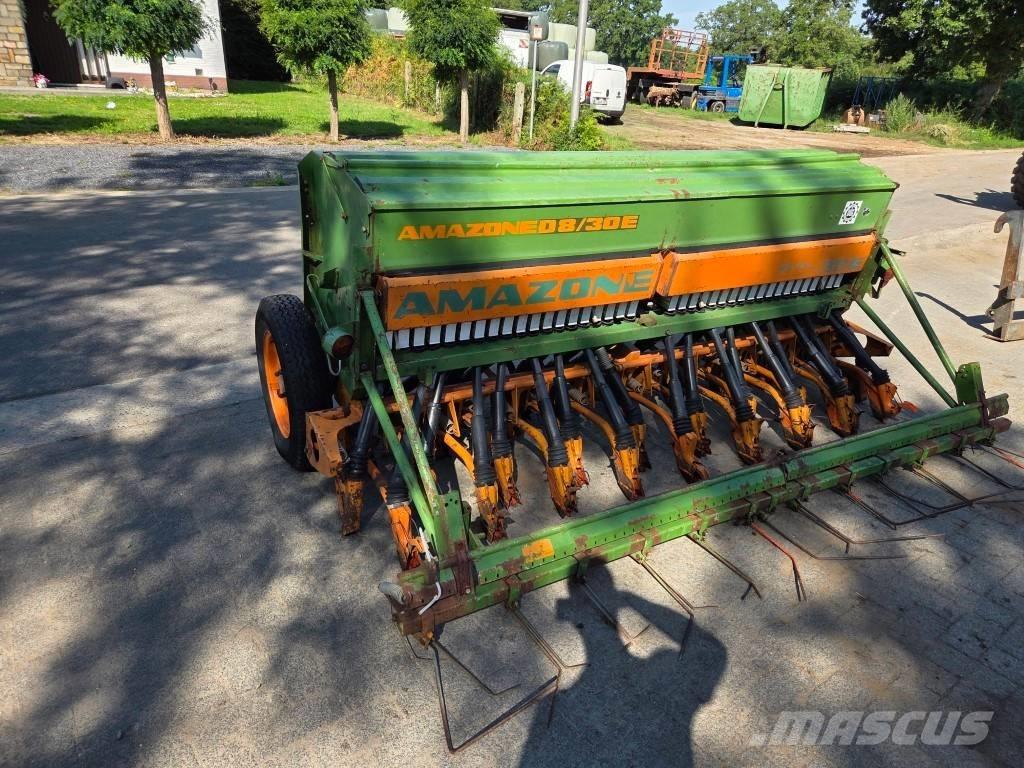 Amazone D8-30 ドリル