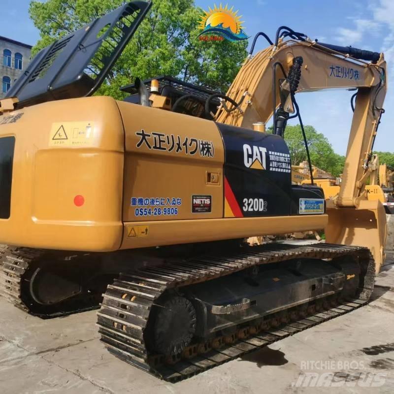 CAT 320d2 中型油圧ショベル 7ｔ-12ｔ（ユンボ・パワーショベル・バックホー）