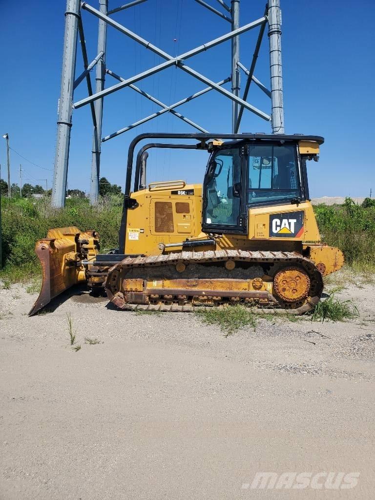CAT D 6 K 2 LGP ブルドーザー