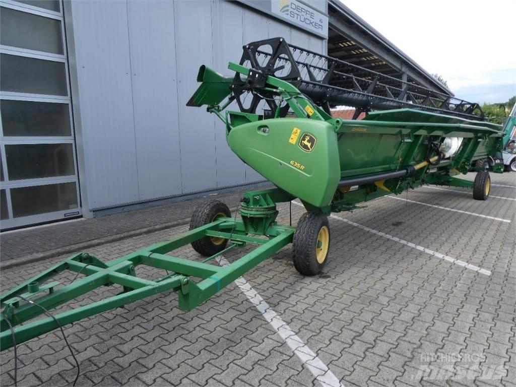 John Deere 635R ハーベスタヘッド