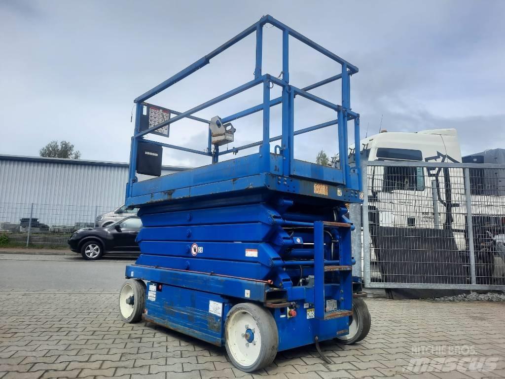 SkyJack SJ III 4632 シザースリフト
