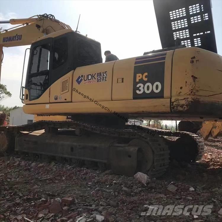Komatsu 300 大型油圧ショベル12t以上（パワーショベル・ユンボ）