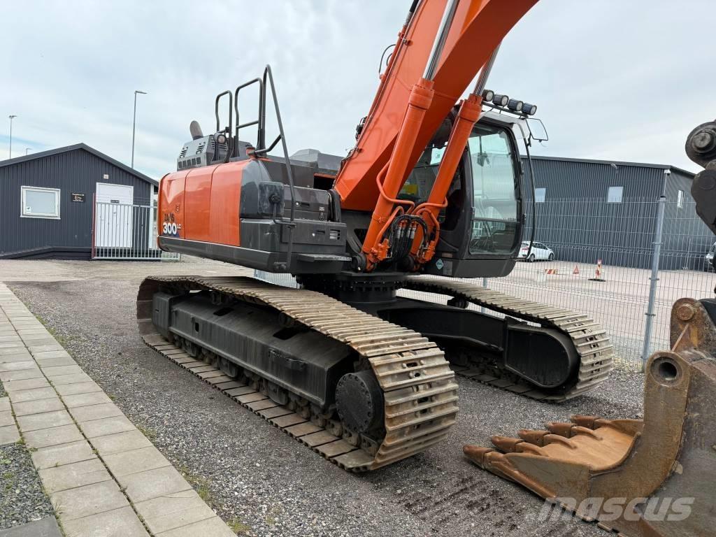 Hitachi ZX 300 LC-6 大型油圧ショベル12t以上（パワーショベル・ユンボ）