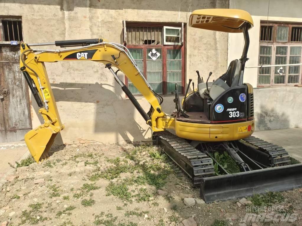 CAT 303 CR ミニ油圧ショベル 7t以下（ミニユンボ・ミニディガー）